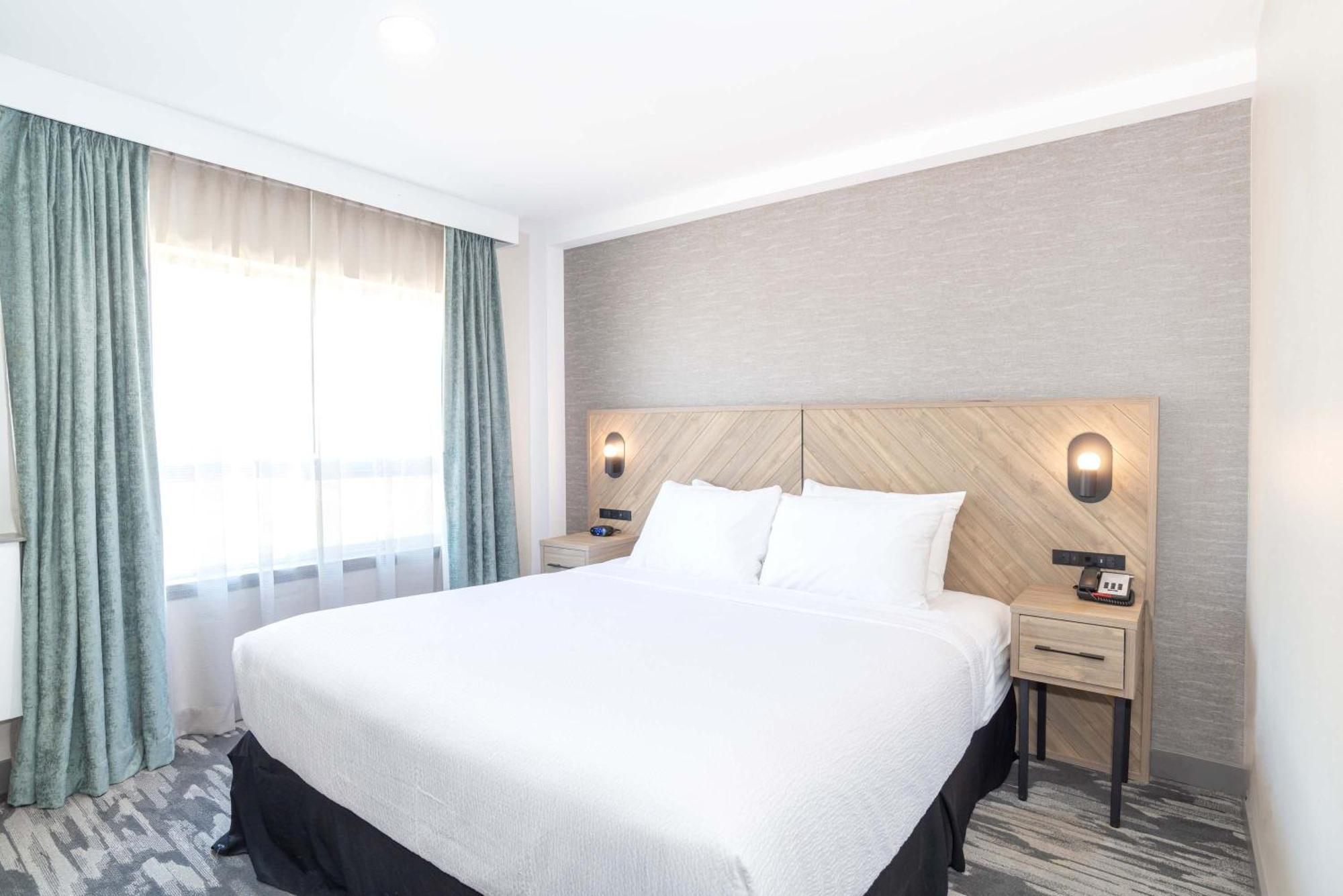 แซนด์แมน โฮเต็ล แอนด์ สวีท เรจีนา Hotel ริไจนา ภายนอก รูปภาพ