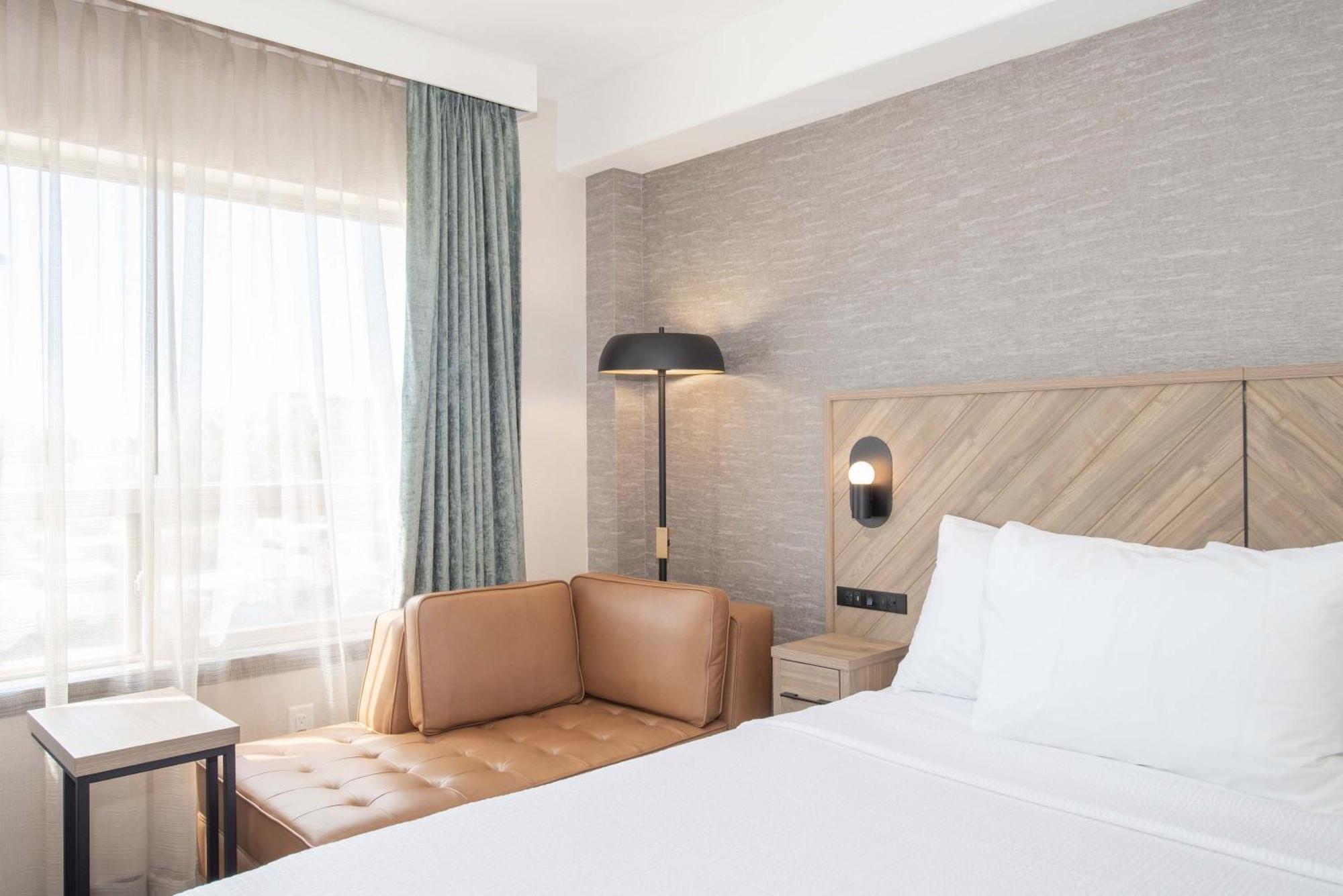 แซนด์แมน โฮเต็ล แอนด์ สวีท เรจีนา Hotel ริไจนา ภายนอก รูปภาพ